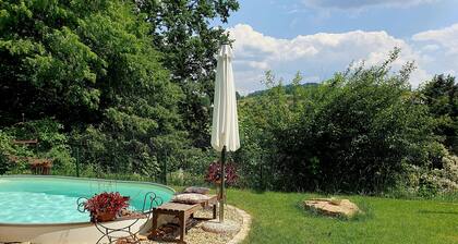 Tasteful and high-quality vacation apartment with large terrace and pool