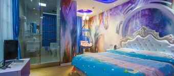 Sugar Candy Theme Hotel (Wuhu University City Store)