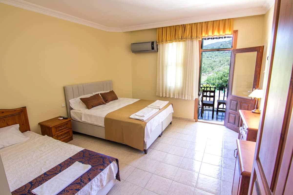 Standard Triple Room, Multiple Beds, Pool View, Poolside | Hypo-allergenic bedding, desk, free WiFi, bed sheets