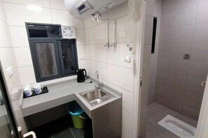 Bathroom - Jingshe Hostel (Guilin)