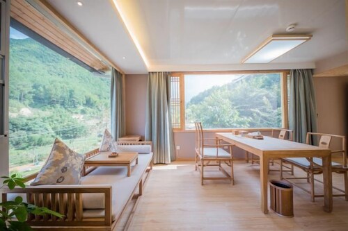 Youxi Guxi Galaxy Moon Mountain House