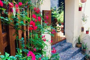 Exterior - Zuo You Jian Movie Theme Boutique Inn (Fenghuang County)