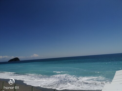 RELAX & SEASIDE ATMOSPHERE