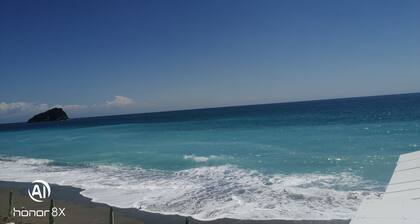 RELAX & SEASIDE ATMOSPHERE