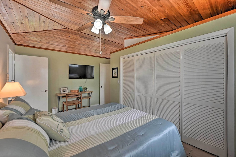 Everglades Getaway w/ Deck & Water Views! Everglades City Vrbo