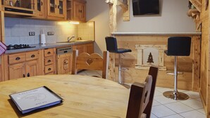 Interior - Cosy accommodation in Savoyard chalet style (bonvillard)
