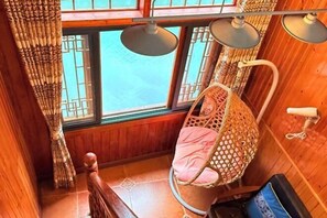 Room - Fenghuang Memory River View Inn - Near Ancient City & River View Balcony (Fenghuang County)