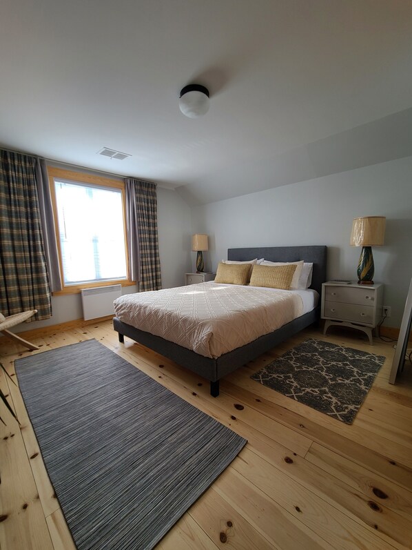 1 dormitorio, escritorio, tabla de planchar con plancha y wifi gratis