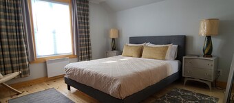 La Petite Auberge Sur Queen