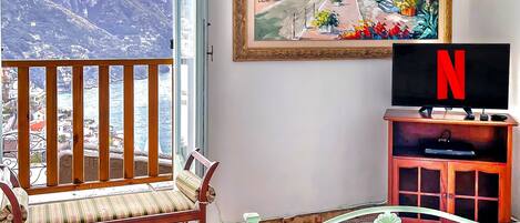 2 Schlafzimmer, Schreibtisch, Bügeleisen/Bügelbrett, kostenloses WLAN