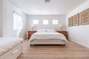 3 bedrooms, desk, iron/ironing board, free WiFi - Desert Serenity - Private Pool & Spa, King beds (Indio)