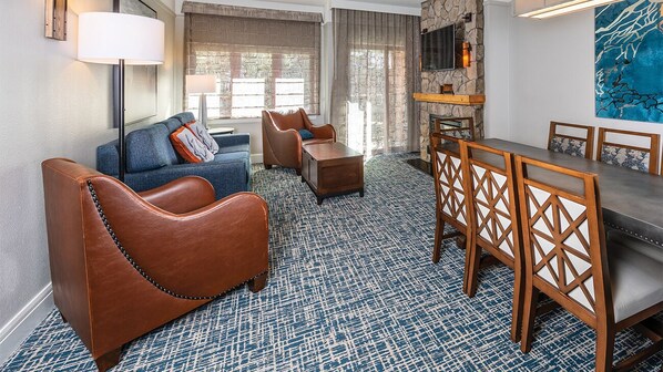 TV - Tahoe 2BR Villa at Marriott Timber Lodge - Base of Heavenly Valley Gondola (South Lake Tahoe)