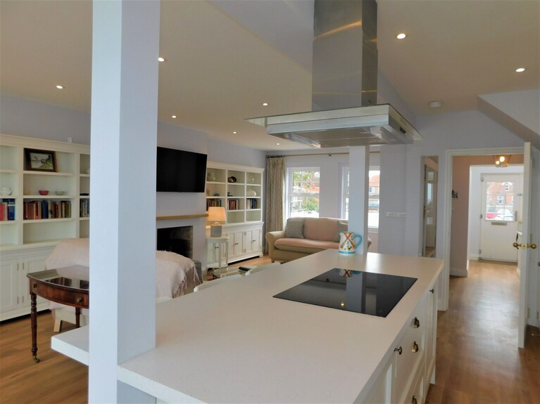 11 Seaview - A House That Sleeps 8 Guests In 4 Bedrooms - Sheringham