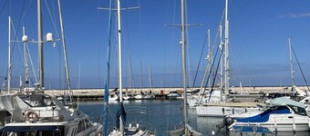 Beautiful Polis apartment with Mountain & Sea views