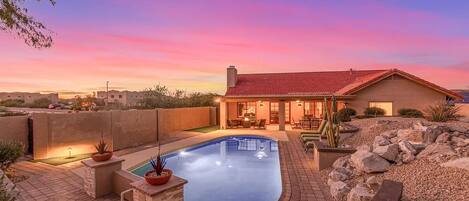 Piscine extérieure, piscine chauffée