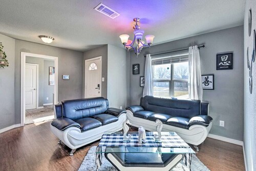 Luxury Modern Home w/Coffee bar and more. Sleeps 8 guests!