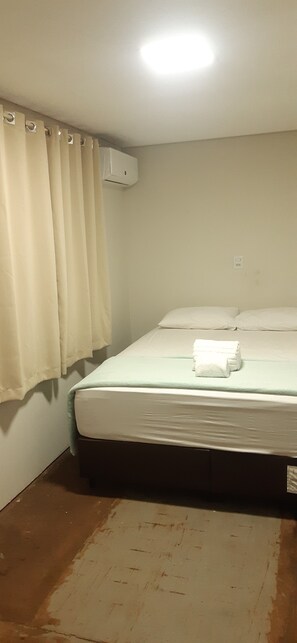 Luxury Single Room | Egyptian cotton sheets, premium bedding, Tempur-Pedic beds, desk - CM HOTEL  (Ribas do Rio Pardo)