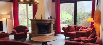 Large vacation home Burgblick