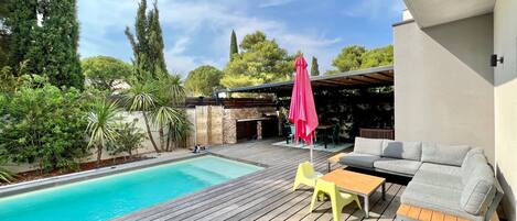 Piscine extérieure, piscine chauffée