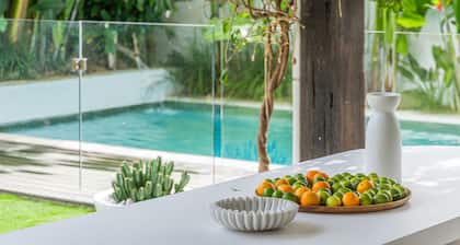 SOL VILLA - Luxury Retreat