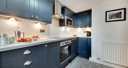Lionsgate View, luxury apartment right opposite Alnwick Castle