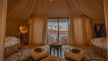 Tente Royale, non-fumeur, baignoire