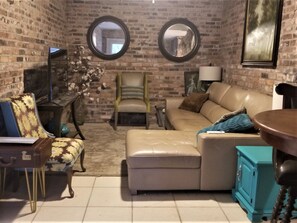 TV - All Inclusive Extended Stays Only! (Savannah)