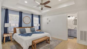 3 bedrooms, desk, iron/ironing board, WiFi
