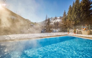 Innenpool, beheizter Pool