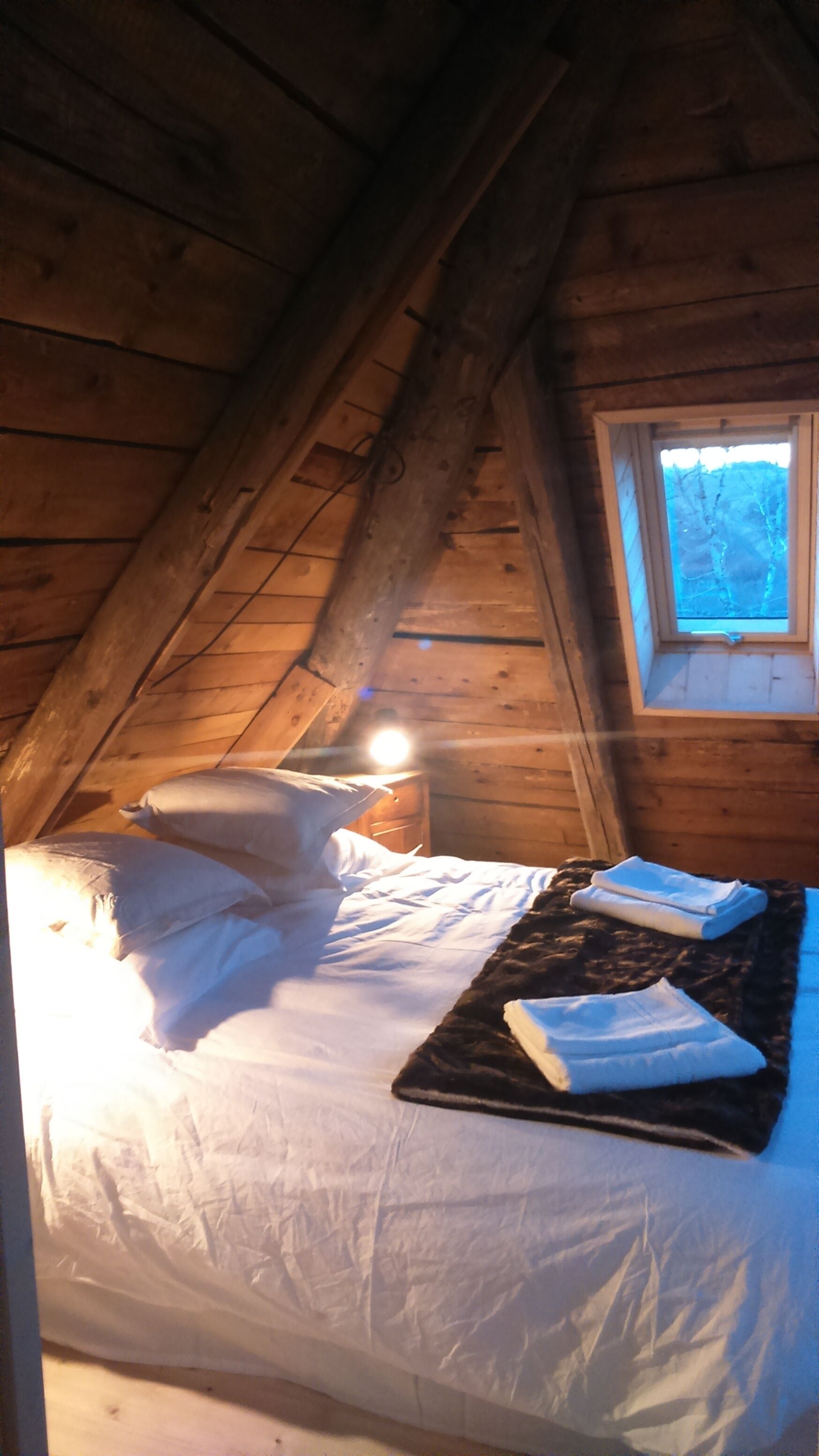 6 slaapkamers, een strijkplank/strijkijzer, reisbedje, gratis wifi