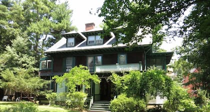 Private 8-Bed, 7-Bath Home near Downtown & Cornell