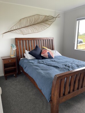 3 bedrooms, WiFi, bed sheets