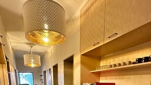 Cà phê và/hoặc dụng cụ pha