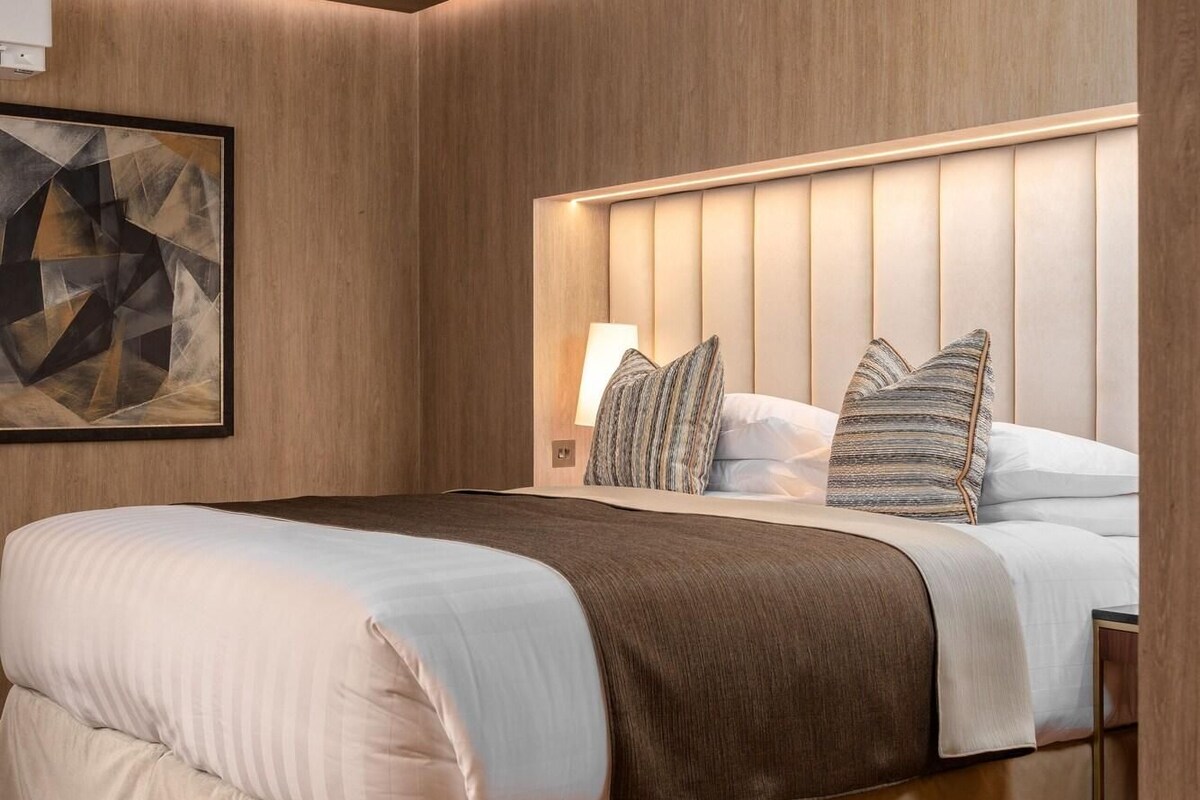 Executive Double Room (1 King Bed)