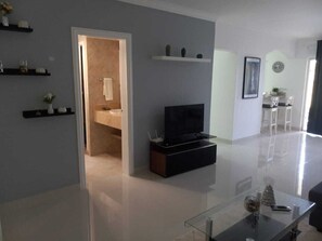 Fernseher