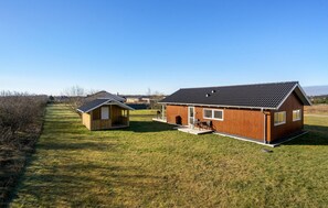 Exterior - 3 bedroom lovely home in Tarm (Tarm)