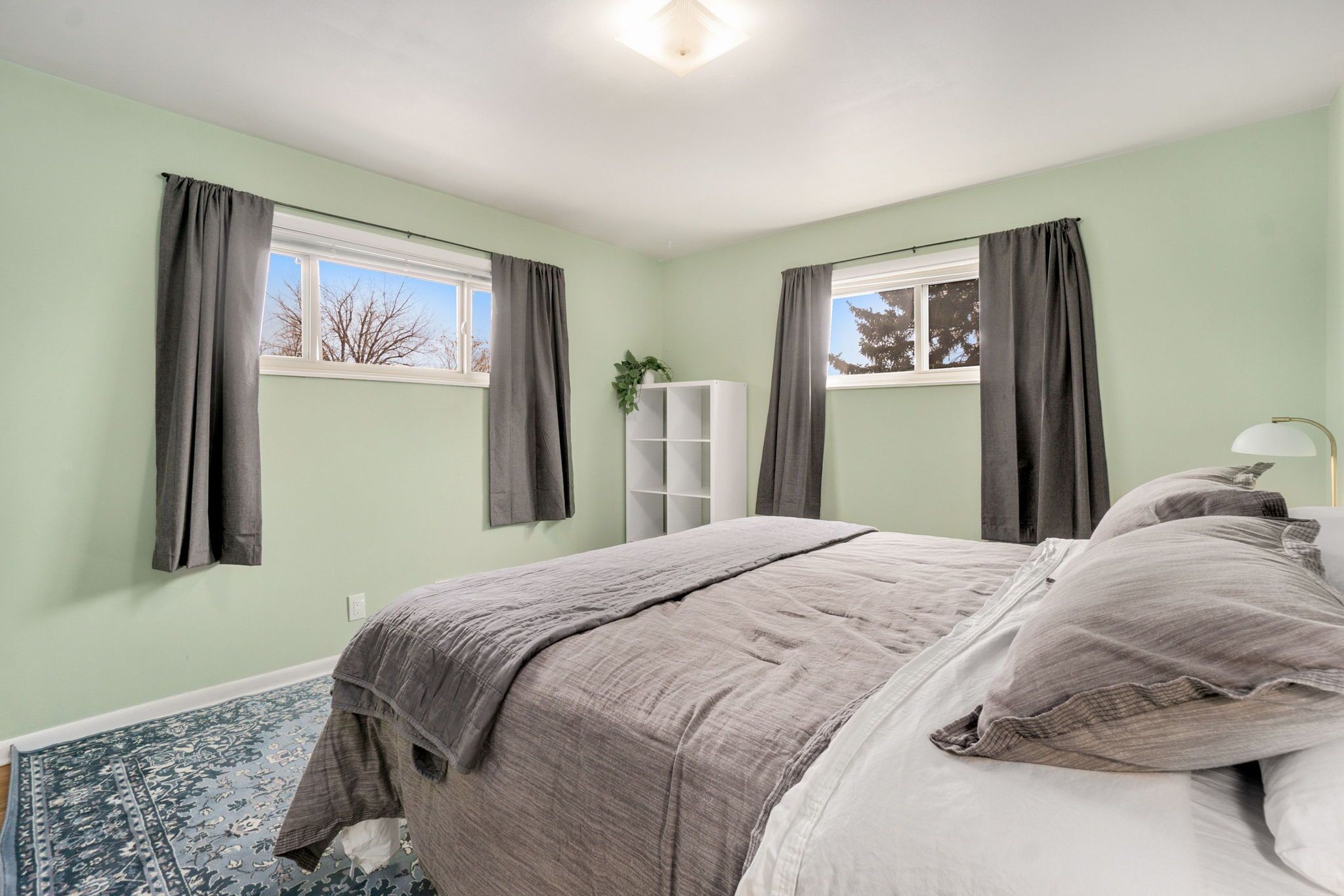 3 habitaciones, tabla de planchar con plancha, cuna de viaje y wifi 