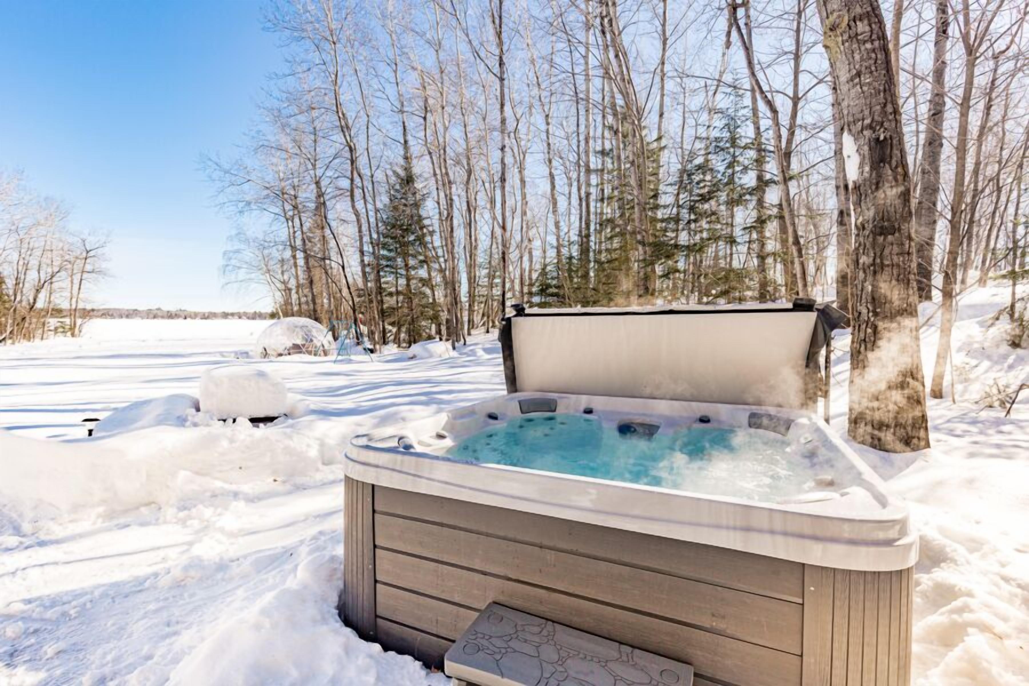 Bain à remous extérieur