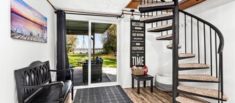 Lakefront Cabin, Hot Tub, Sauna, Fireplace, Game Room