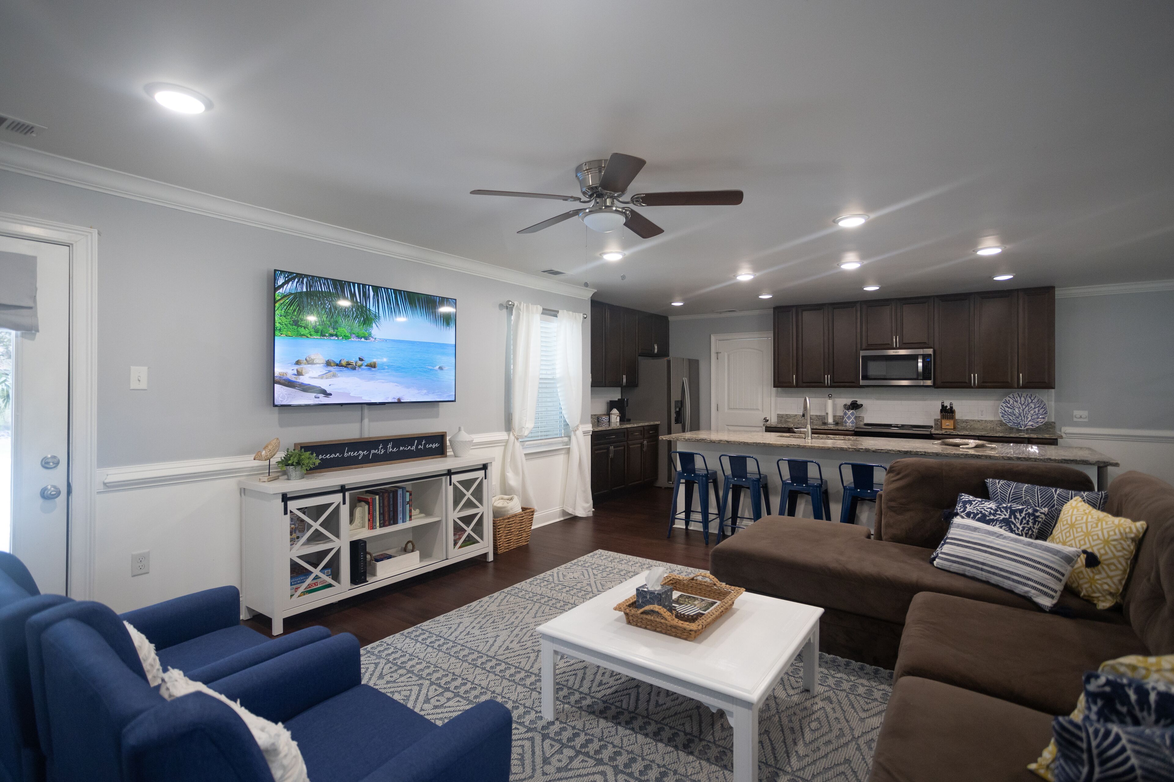 Savannah 4 BR house with Pool & Parking for Boat