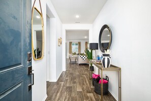 Interior - Luxe Retreat-5BR + Casita, Pool w/ Slide, Spa, Fire Pit, Ping Pong & Family Fun (Indio)