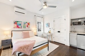 1 室のベッドルーム、アイロン / アイロン台、WiFi、ベッドシーツ