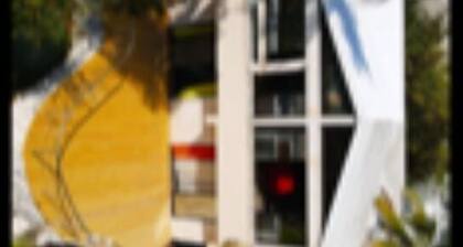 Spacious 5 bdrm ocean front home with private pool, full kitchen and living area