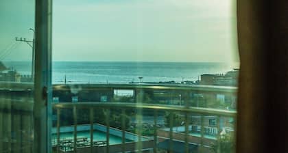 Beach Hill View House