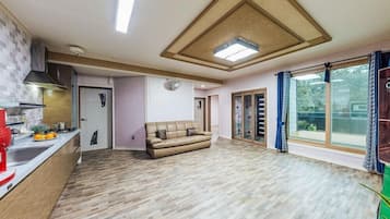 Room (Moolmangchoi (Private))
