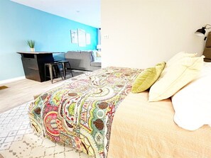 2 bedrooms, iron/ironing board, travel cot, free WiFi