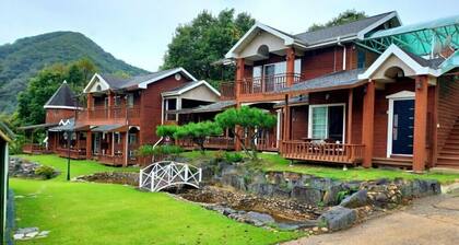 Gangchon Palace Pension