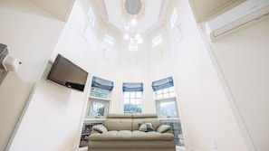 Room (Tempietto)