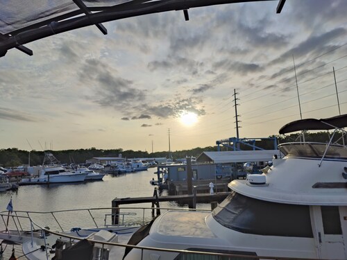 40'Yacht-Directly Docked on the St John's River
