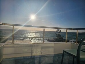 Apartment | Terrace/patio - 1bed Beachfront With Seaview Balcony - 5mintobeach (Sarandë)